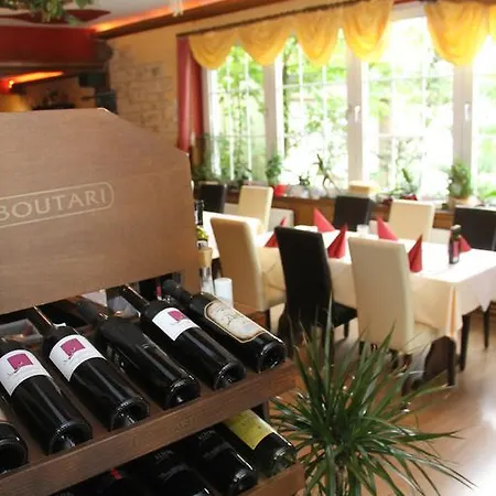 Taverne Inos لاتزن