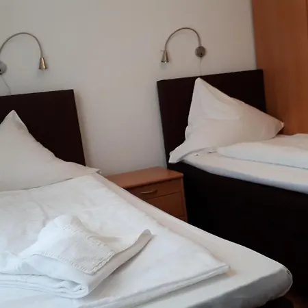 Taverne Inos Hotel 2*