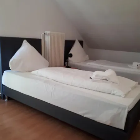 Hotel Taverne Inos 2*