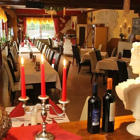 Hotel Taverne Inos 2*